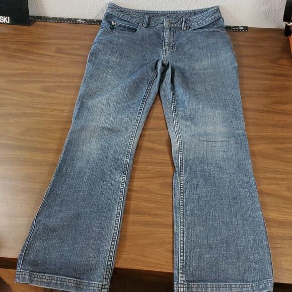 Duluth Trading Company‎ Women's Straight Leg Blue Jeans 4 x 31" Mistagged - Picture 3 of 9